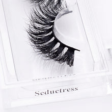 Load image into Gallery viewer, Seductress - High Lash Darling