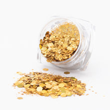 Load image into Gallery viewer, Buzz - High Lash Darling