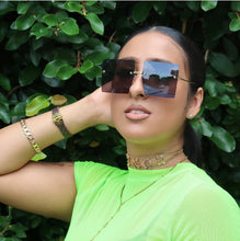 Load image into Gallery viewer, Trendy Oversized Square Rimless Sunglasses - High Lash Darling